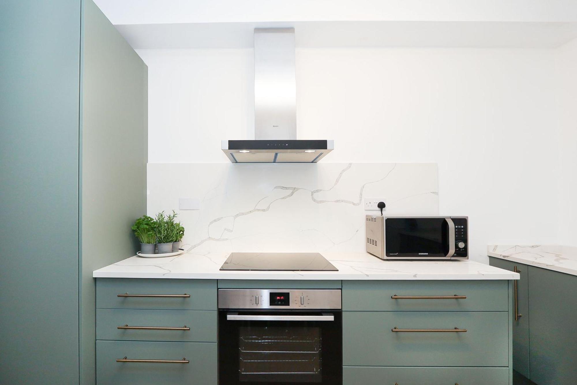 Apartamento Elegant 2-bedroom Getaway W Terrace & Garden Views *